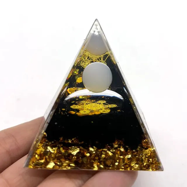 Orgonite Pyramid Stone And Crystals Energy Amethyst Reiki Chakra Multiplier Meditation Craft Trinket Home Decoration Gifts