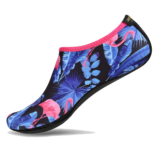 Summer Water Shoes Men Swimming Shoes Aqua Beach Socks Big Plus Size Sneaker For Men Striped Colorful zapatos hombre