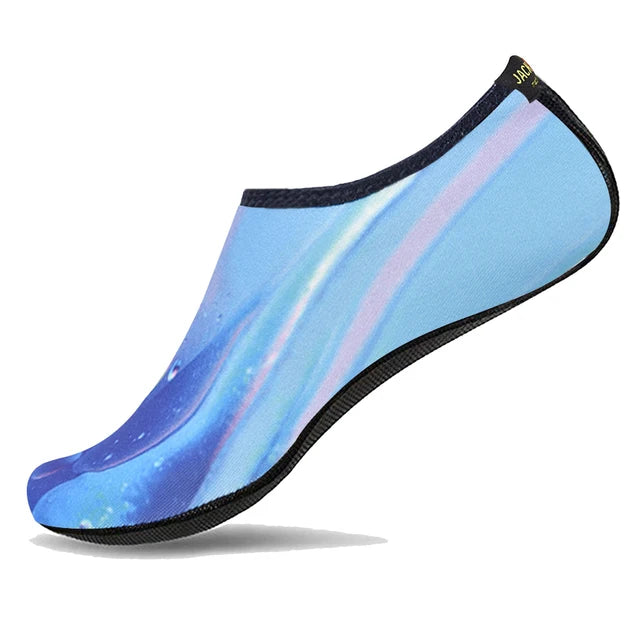 Summer Water Shoes Men Swimming Shoes Aqua Beach Socks Big Plus Size Sneaker For Men Striped Colorful zapatos hombre